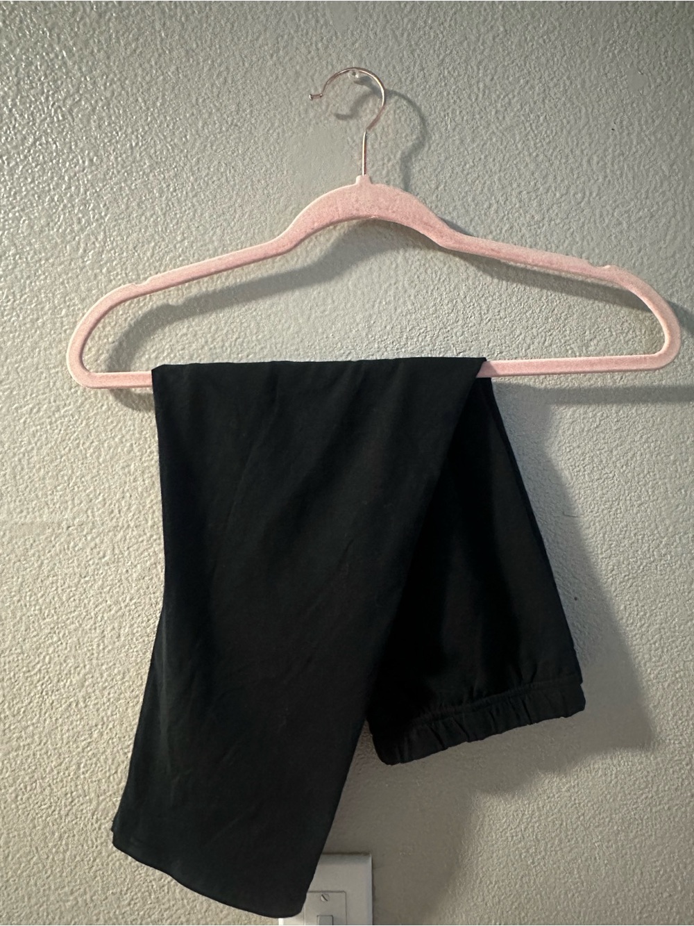 Xhilaration Black Capri Leggings